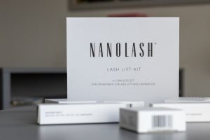Höchste Zeit für WOW-Effekte im Wimpernstyling! Wimpernlaminierung zu Hause mit Nanolash Lift Kit